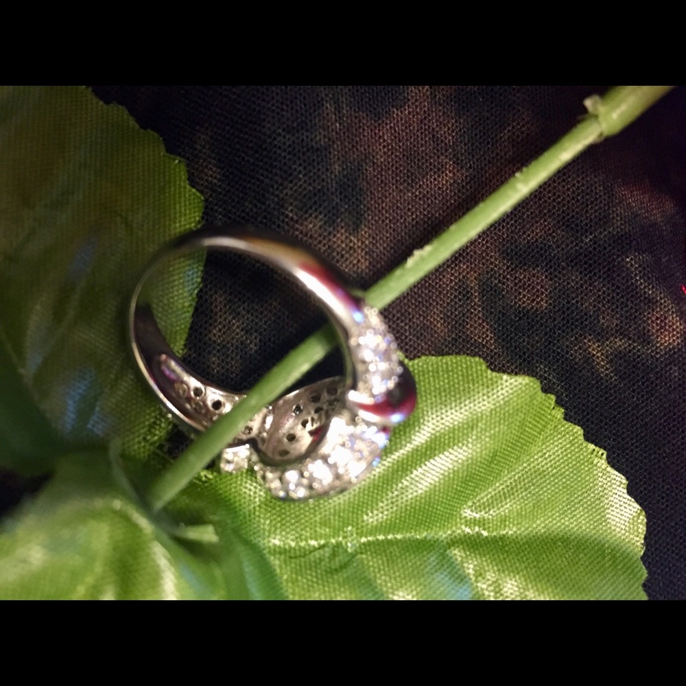Vintage ruby cocktail ring - Picture 3 of 6
